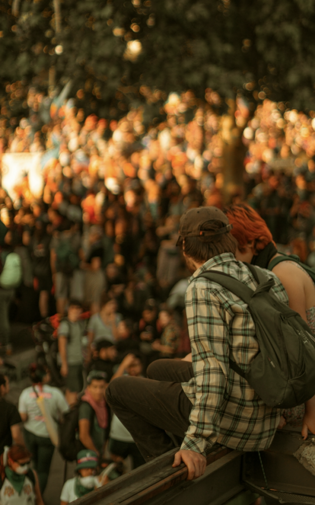 Meeting at a concert.