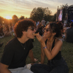 Date Tinder in Concert