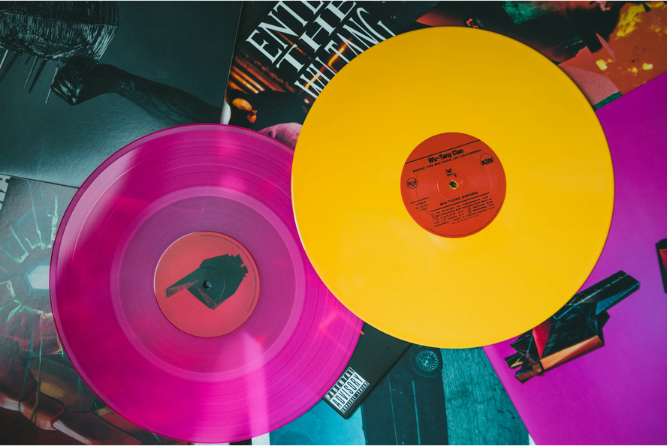 Pop music vinyl